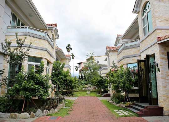 民宿每年都會換新歌唷~